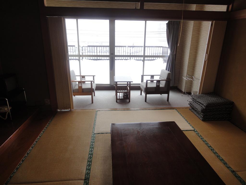 Hotel Tomiya Yuzawa  Δωμάτιο φωτογραφία