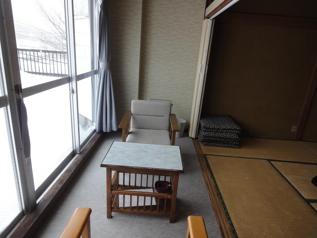 Hotel Tomiya Yuzawa  Δωμάτιο φωτογραφία